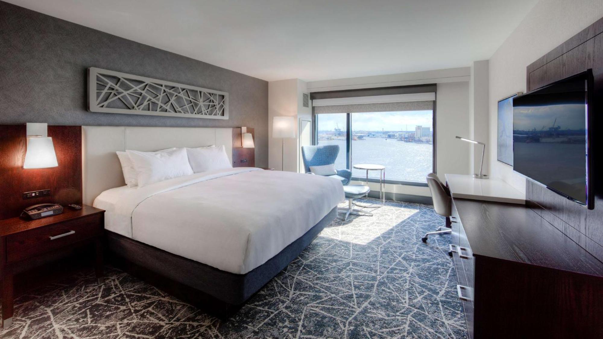 One-Bedroom King Suite with River View